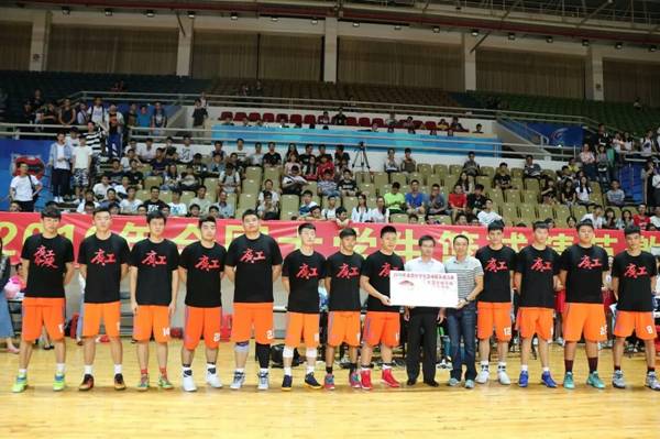 http://gdutnews.gdut.edu.cn/__local/3/B0/95/5668FAF4A58540E2666811DC704_B1BA9711_DB03B.jpg