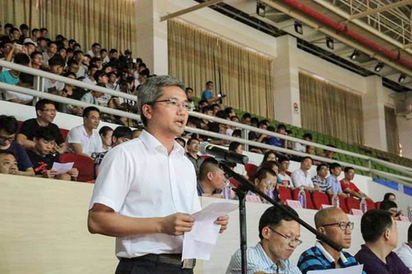 http://gdutnews.gdut.edu.cn/__local/B/7B/F3/02BD1D5398F6E9CBA36E6B55AB7_D1965D98_22457.jpg